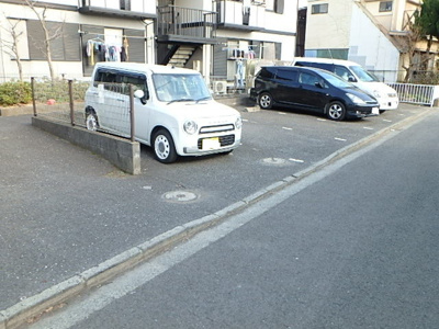 敷地内駐車場※有料・要空確認