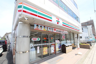 セブンイレブン横浜中田駅前店まで600ｍ
