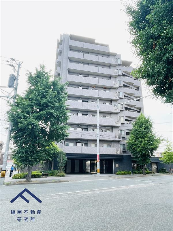 エイルマンション清水の外観