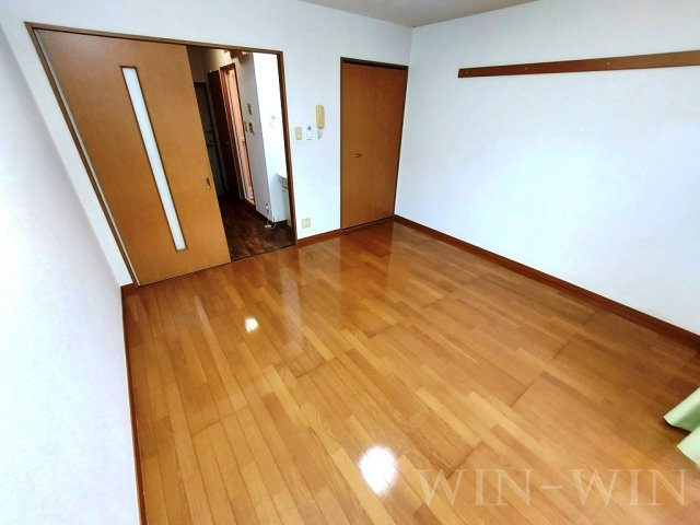 キャッスルカタバミの洋室