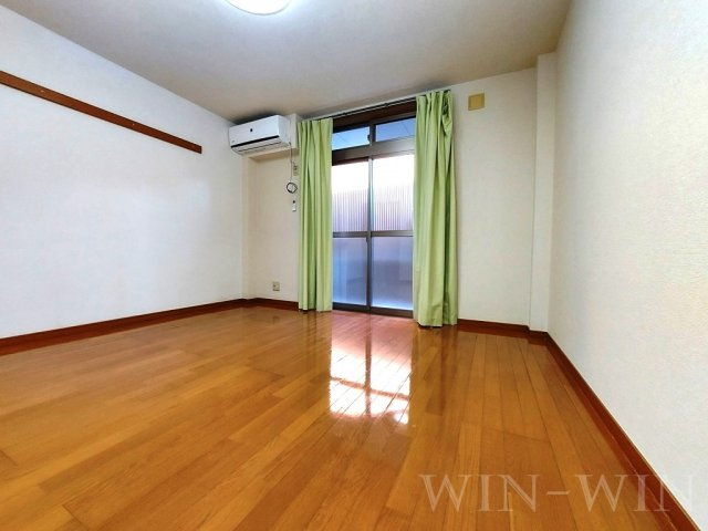 キャッスルカタバミの居間・リビング