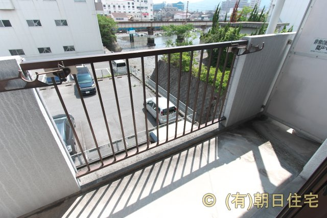 ピュア広本町のバルコニー