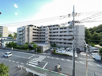 【展望】 | バルコニーからの眺望です♪2階にあるので人目が気にならないのが嬉しいですよね☆