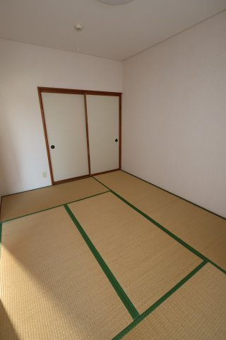 コーポKの和室