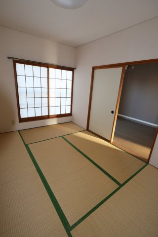 コーポKの和室