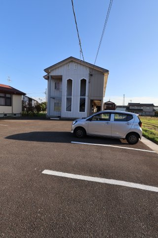 コーポKの駐車場