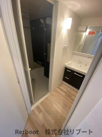 レ・ソール本八幡パラシオンのバルコニー