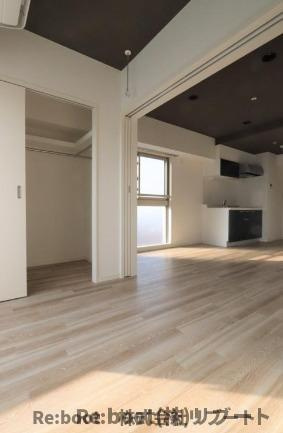 レ・ソール本八幡パラシオンの寝室