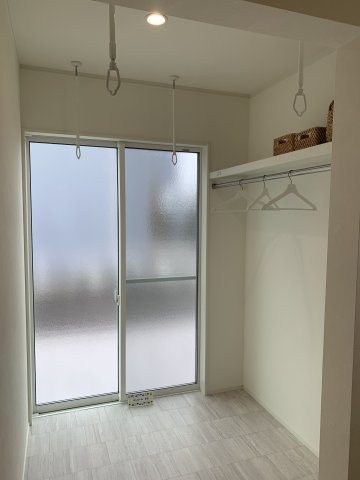 【No.6399】吉成南1丁目/3LDK+書斎+ドライルーム/建売のランドリースペース