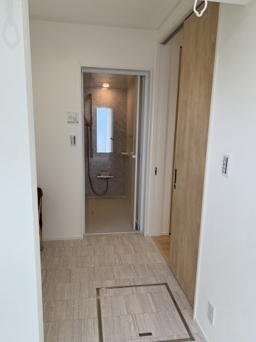 【No.6399】吉成南1丁目/3LDK+書斎+ドライルーム/建売のランドリースペース