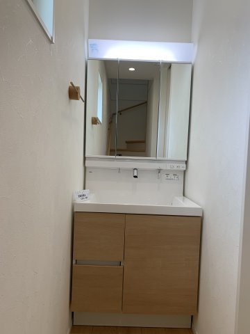 【No.6399】吉成南1丁目/3LDK+書斎+ドライルーム/建売の独立洗面台