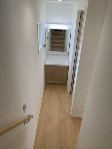 【No.6399】吉成南1丁目/3LDK+書斎+ドライルーム/建売の独立洗面台