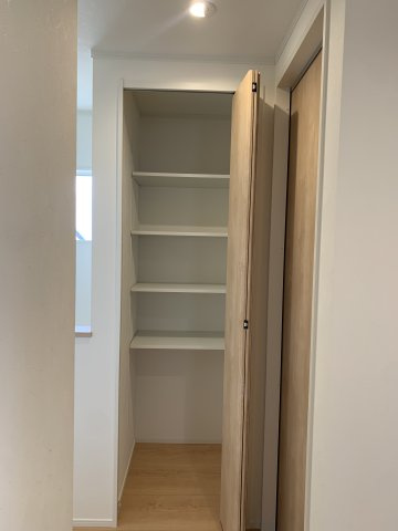 【No.6399】吉成南1丁目/3LDK+書斎+ドライルーム/建売の収納