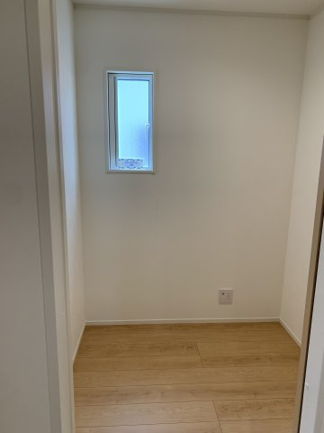 【No.6399】吉成南1丁目/3LDK+書斎+ドライルーム/建売の洋室