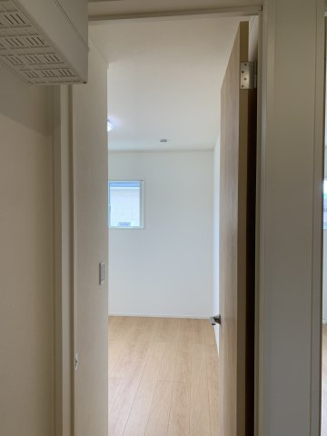 【No.6399】吉成南1丁目/3LDK+書斎+ドライルーム/建売の洋室