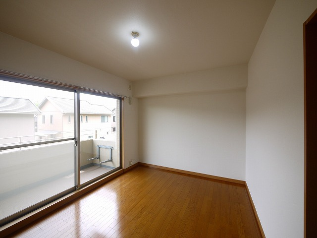 木津南パークサイドヴィレッヂの居間・リビング