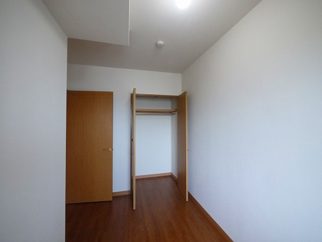 木津南パークサイドヴィレッヂの洋室