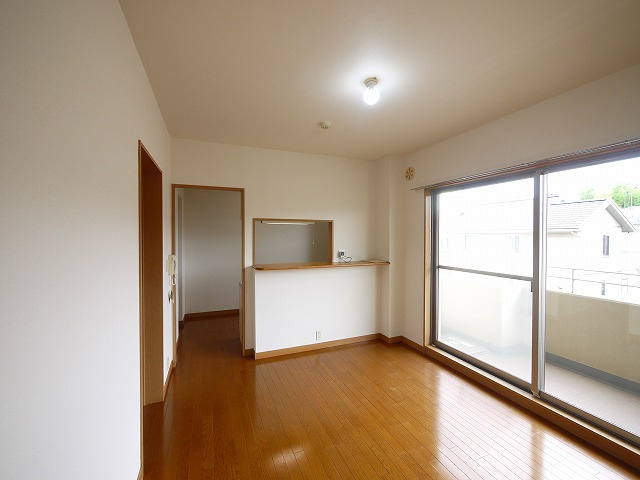 木津南パークサイドヴィレッヂの居間・リビング