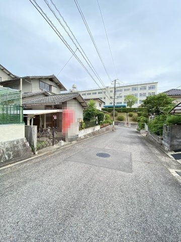 中古戸建　あさひが丘8丁目の前面道路含む現地写真