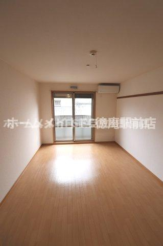 アリエッタ西堤の洋室