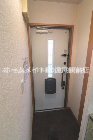 アリエッタ西堤の玄関