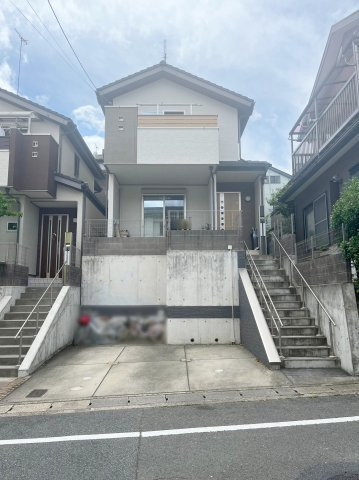 西賀茂角社町の外観