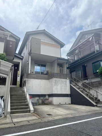 西賀茂角社町の外観