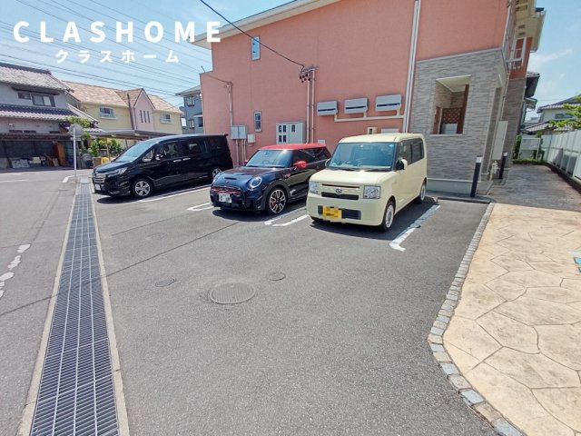 グロック　ボーン　　刈谷市の賃貸ならクラスホーム刈谷店の駐車場