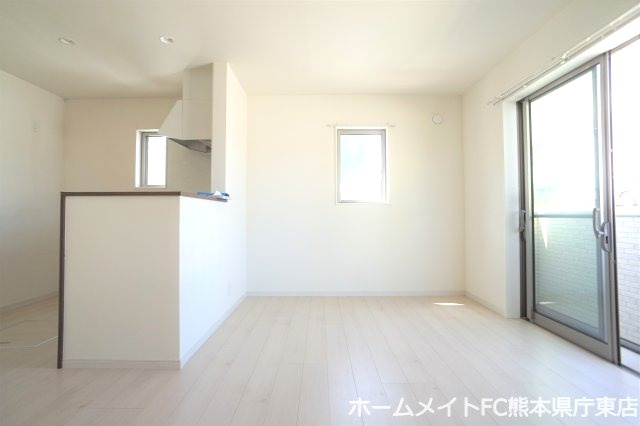 熊本市東区御領２丁目のアパートの居間・リビング