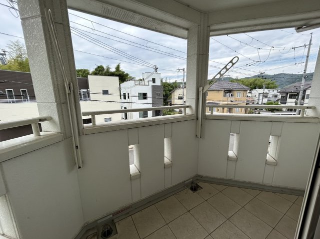 紀の川市貴志川町上野山・中古戸建・15850のバルコニー