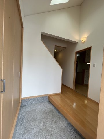 紀の川市貴志川町上野山・中古戸建・15850の玄関