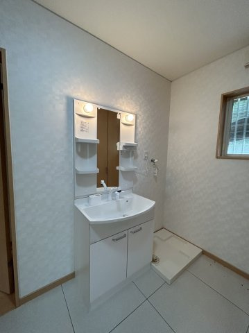 紀の川市貴志川町上野山・中古戸建・15850の洗面所