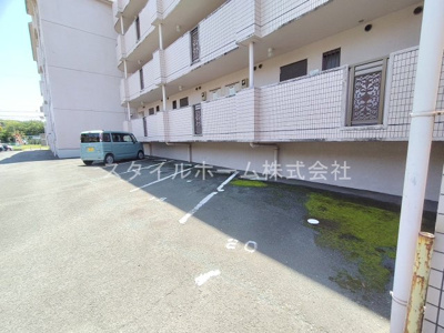 【駐車場】 | カワイマンション