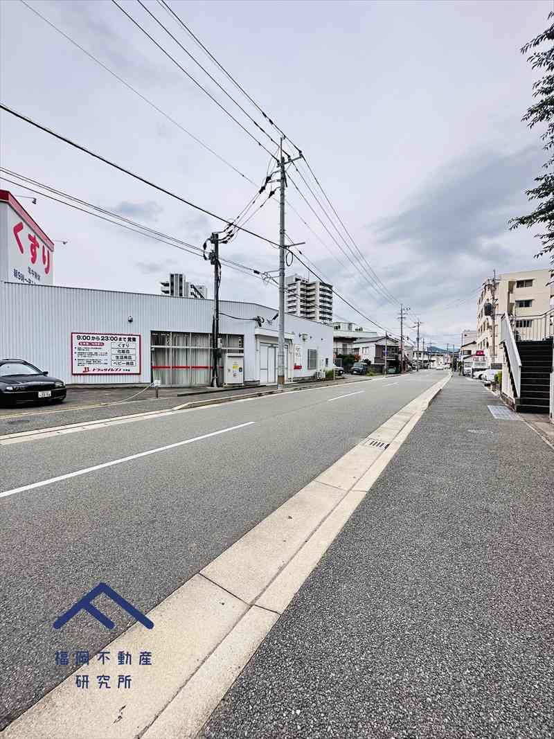 エクレール名島の周辺