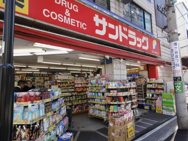 ラルーチェの周辺