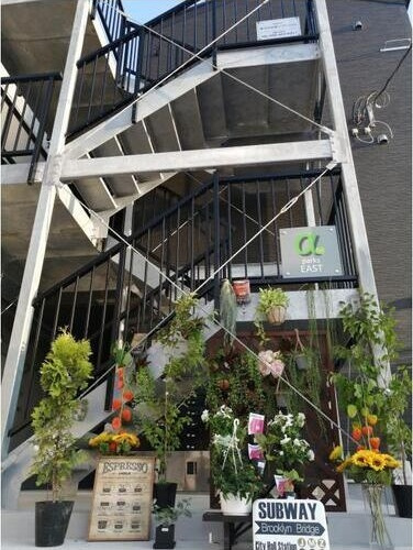α(アルファ) parks eastの外観