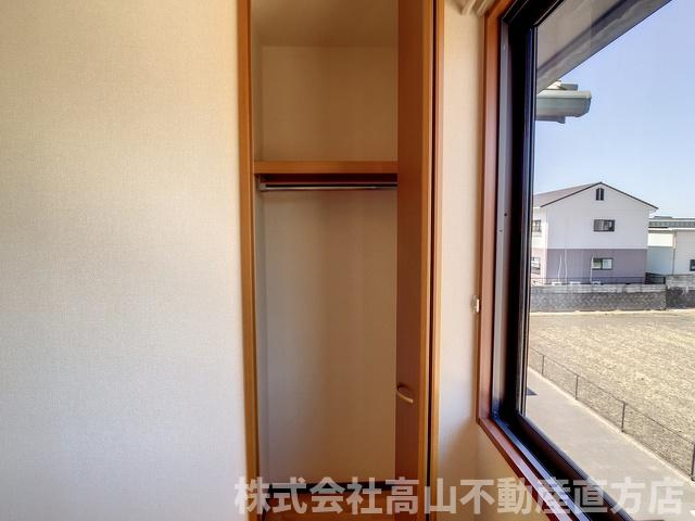 ジュネスK B棟の収納