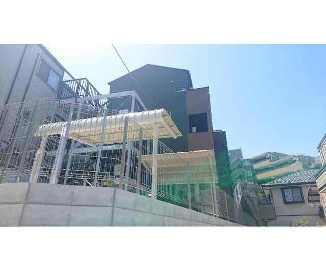 α(アルファ) parks east