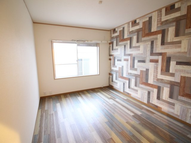 多蔵ハイツの洋室