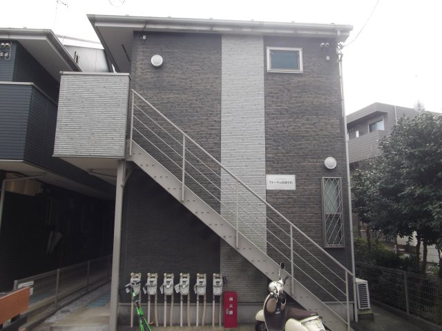 ラルーチェ武蔵小杉のエントランス