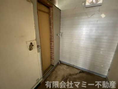  | 芝田2丁目部屋付き店舗　