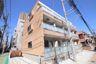 3階建て鉄骨マンション