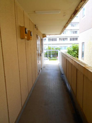 【その他共用部分】 | コーポラスエノモト | 共用廊下