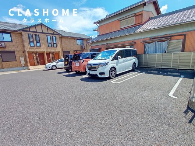 ファミリア今川　　　刈谷市の賃貸ならクラスホーム刈谷店の駐車場