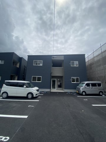 BRAVE　BASE　久留米東　B号の駐車場