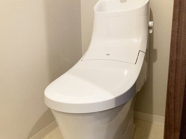 台東区東上野１丁目の賃貸マンションのトイレ