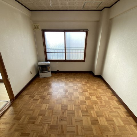 サンハイツの居間・リビング