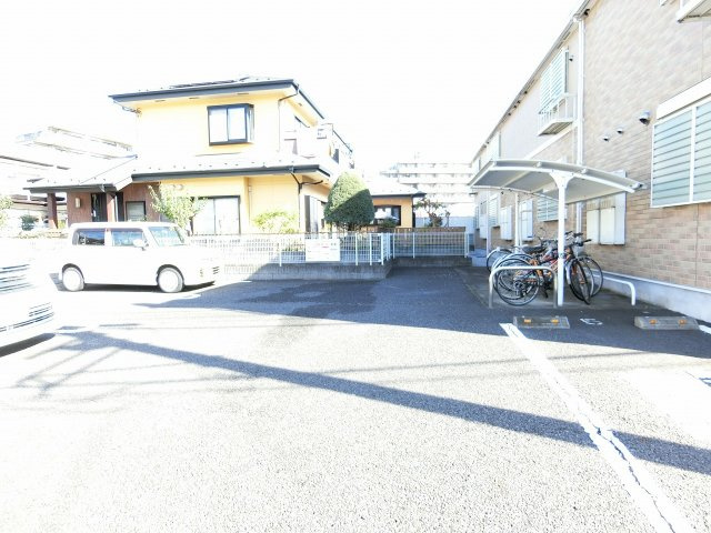 アクティブⅡの駐車場