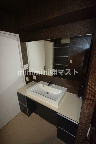 WOB西梅田の洗面所|※別号室参考写真