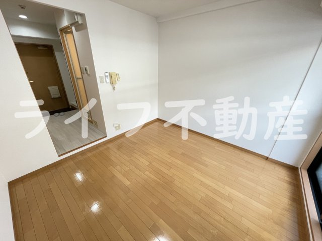 ブルグリンコート布施駅前の居間・リビング|居間です